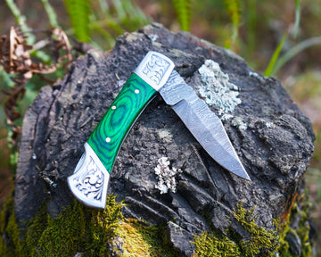 Handmade Damascus Folding Blade | Best for Hunting | Survival | Camping | Comes with sheath